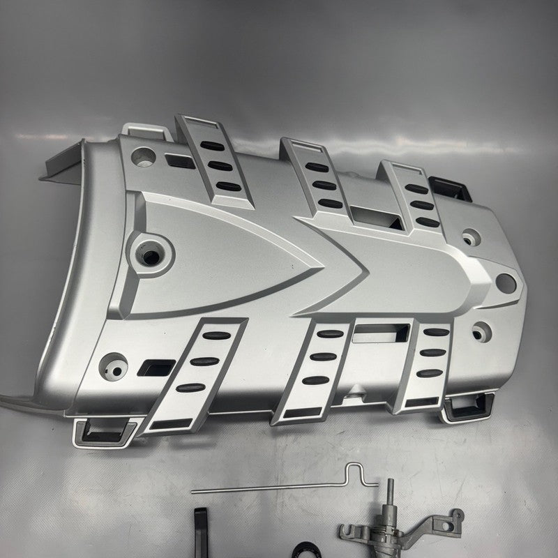 7698454 BMW R1200GS REAR LUGGAGE RACK MOUNT 2009 2010 2011 2012 OEM 7698454