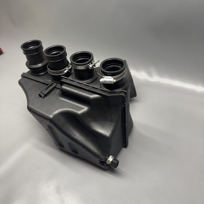 76725778 BMW K 1200LT AIR INTAKE BOX 2005 2006 2007 2008 OEM 76725778