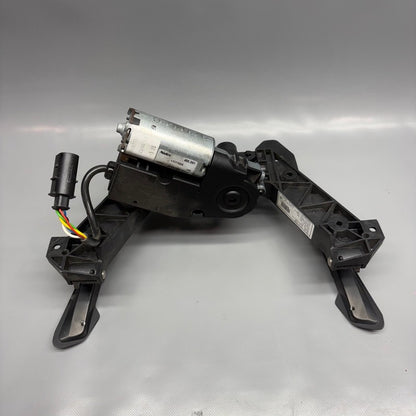 BMW K1600 BAGGER WINDSHIELD ADJUSTMENT 2017 2018 2019 2020 2021 OEM 85