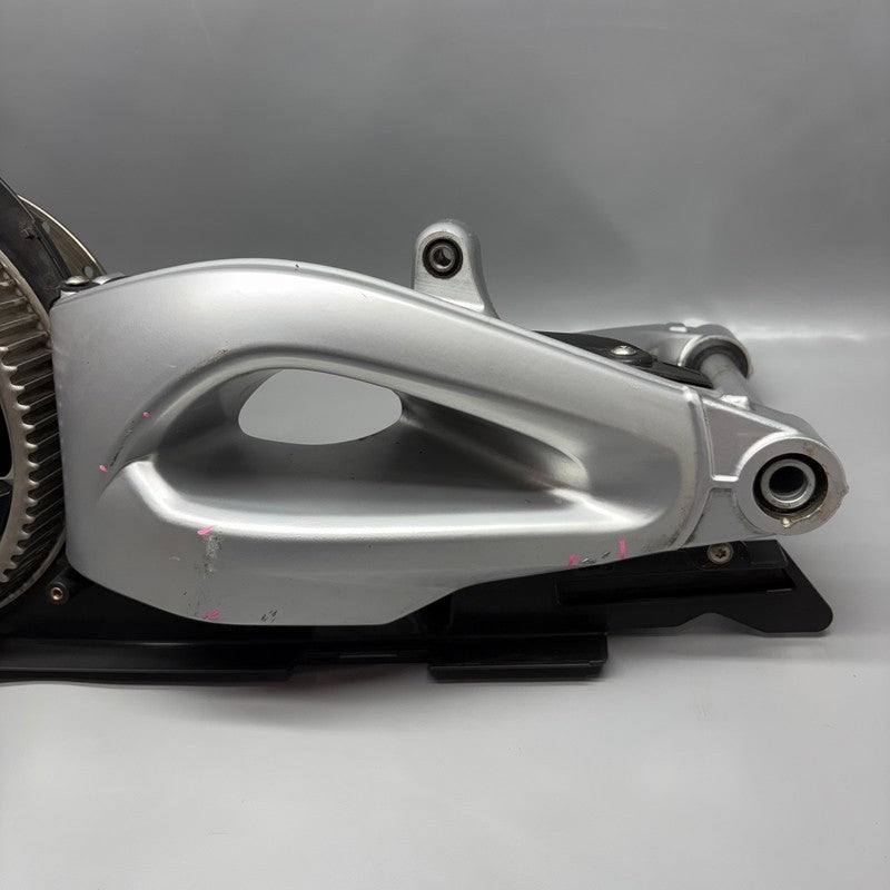 7678641 BMW F800ST REAR WHEEL SWINGING ARM 2005 2006 2007 2008 2009 2010 2011 OEM