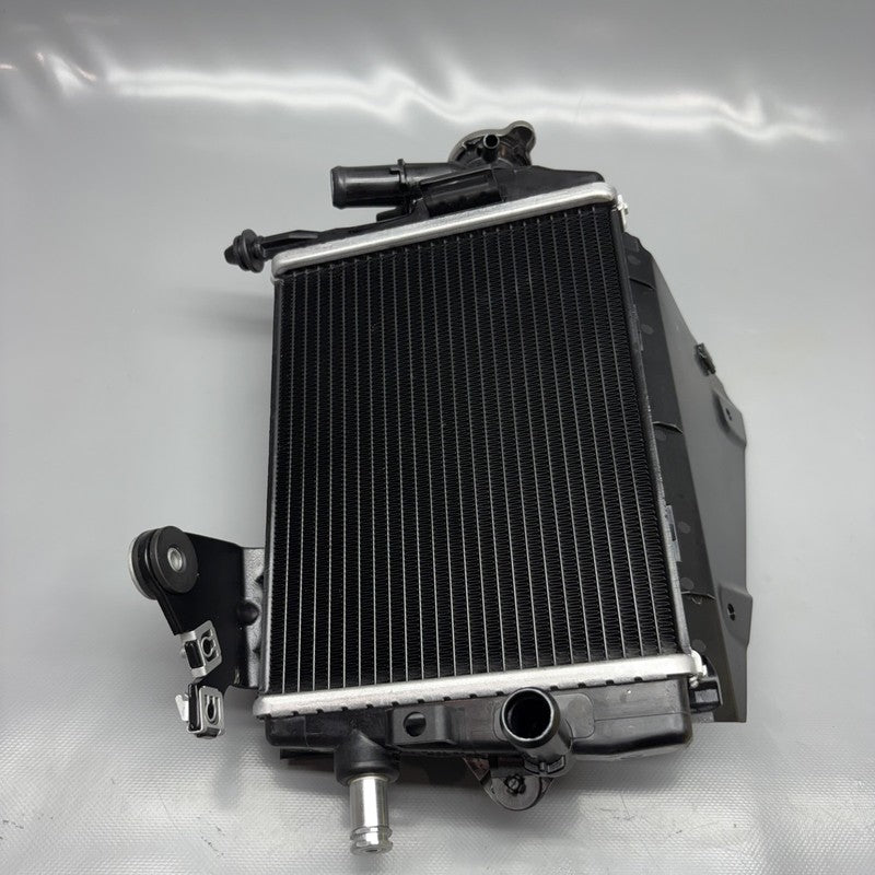 1542012 BMW R1300GS ADVENTURE RADIATOR RIGHT 2023 2024 2025 OEM 1542012