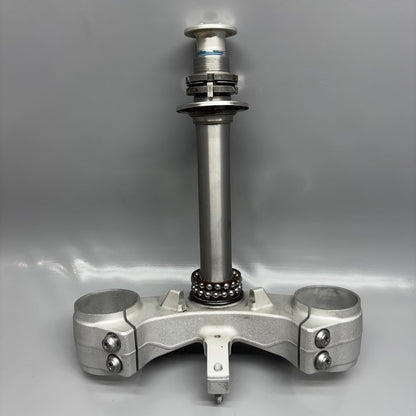 8404206 BMW F900R TRIPLE TREE CLAMP LOWER 2020 2021 2022 2023 2024 OEM 8404206