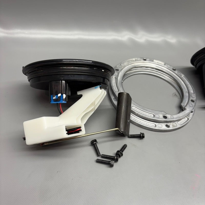 R18 BMW R18 TRANSCONTINENTAL FUEL PUMP 2020 2021 2022 2023 2024 OEM