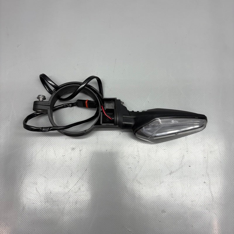 BMW S1000R SIGNAL LIGHT RIGHT FRONT 2020 2021 2022 2023 2024 OEM