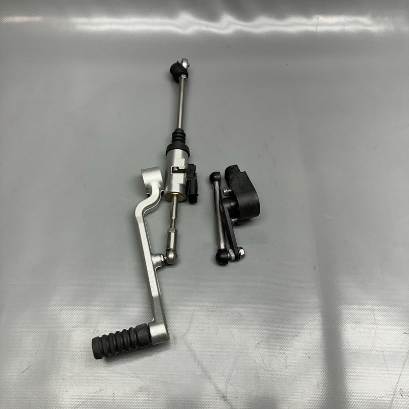 8545533 BMW K1600GTL GEARSHIFT PARTS SHIFT LEVER 2015 2016 2017 2018 2019 2020 2021 OEM