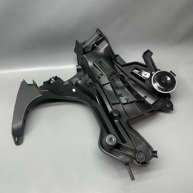 7677761 BMW K 1300S LEFT SIDE FAIRING BRACKET 2007-2011 2012 2013 2014 2015 OEM 7677761