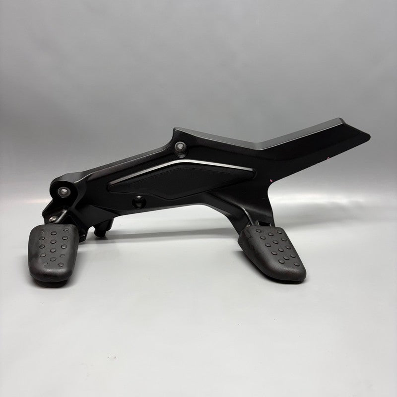 BMW K1600 BAGGER FOOTPEG PLATE LEFT 2017 2018 2019 2020 2021 OEM 85596