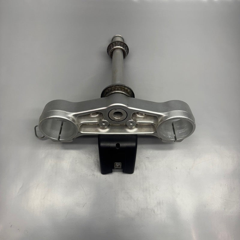 G650X BMW G650X LOWER FORK CROSS BRACE 2006 2007 OEM