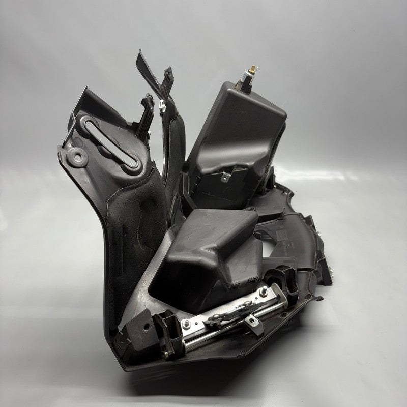 7724957 BMW C600 SPORT LEG SHIELD 2011 2012 2013 2014 2015 OEM 7724957