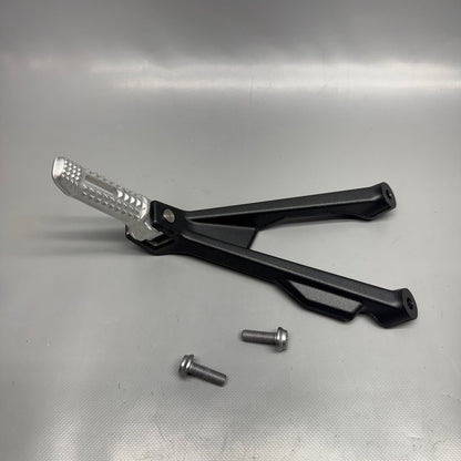 BMW S1000 R FOOTREST LEFT REAR 2020 2021 2022 2023 2024 2025 OEM 94676