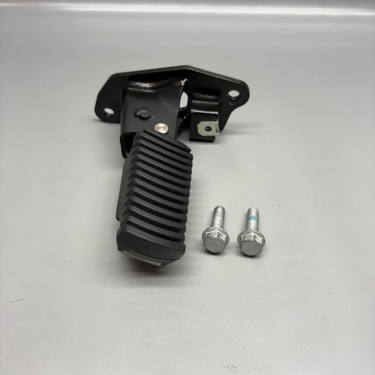8558603 BMW C400X FOOTPEG LEFT REAR 2018 2019 2020 OEM 8558603