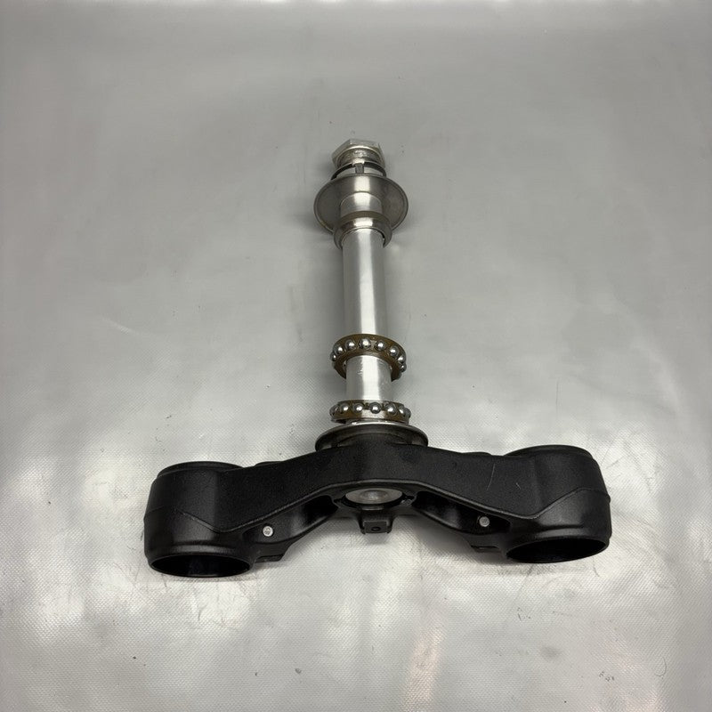 8526069 BMW M1000R LOWER FORK CROSS BRACE 2021 2022 2023 2024 OEM 8526069