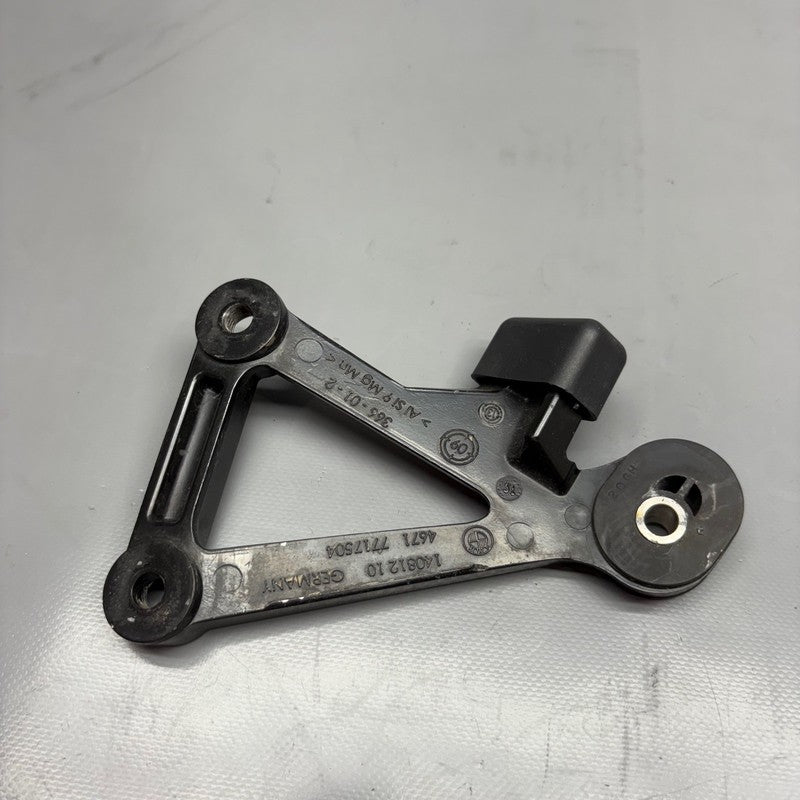 7717504 BMW K1600GT FOOTPEG MOUNT RIGHT 2011 2012 2013 2014 2015 2016 OEM 7717504