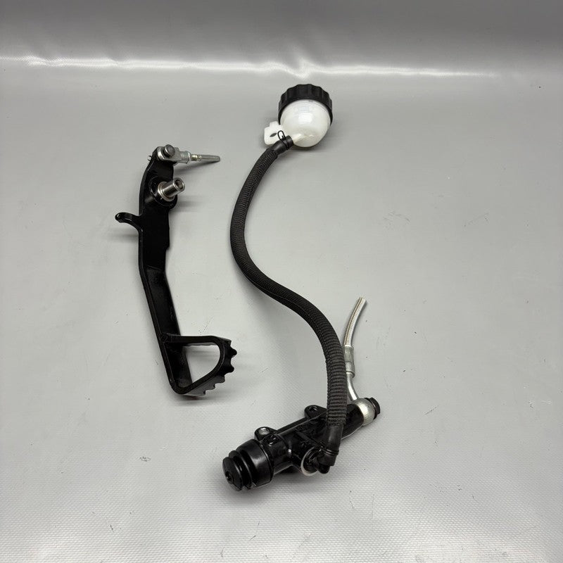 G310 R BMW G310 R REAR BRAKE MASTER CYLINDER 2016 2017 2018 2019 2020 OEM
