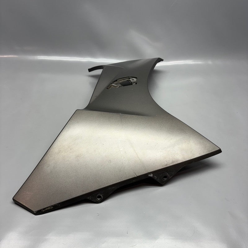 8533844 BMW K1600GT RADIATOR COVER RIGHT 2011 2012 2013 2014 2015 2016 OEM 8533844