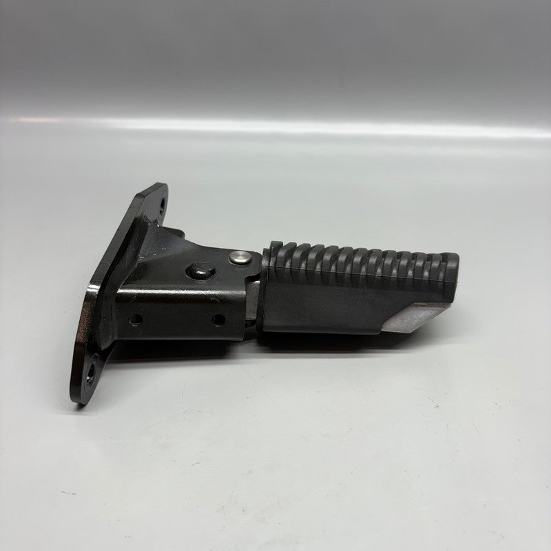 8558603 BMW C400X FOOTPEG LEFT REAR 2018 2019 2020 OEM 8558603