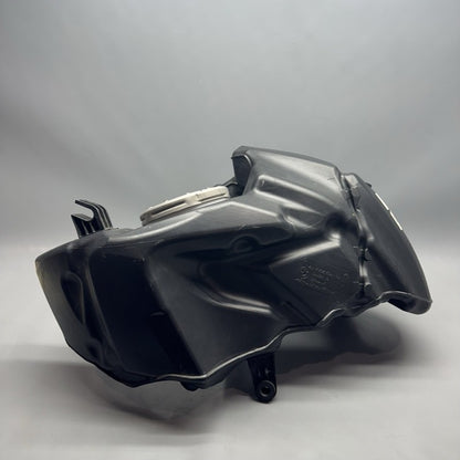 7702709 BMW R1200GS FUEL TANK 2006 2007 2008 2009 2010 2011 2012 OEM 7702709