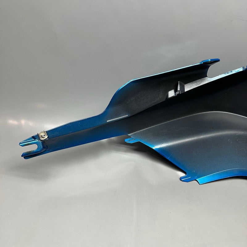 7710452 BMW K1600GT RIGHT TANK COVER 2010 2011 2012 2013 2014 2015 2016 OEM 7710452