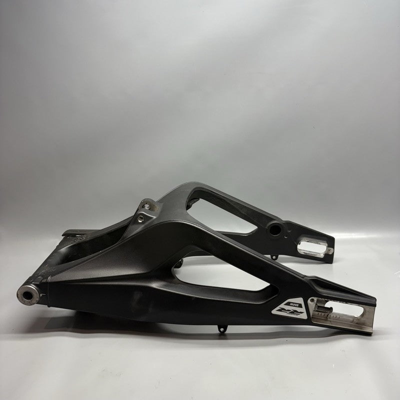565665 BMW S1000RR SWINGARM REAR 2021 2022 2023 2024 OEM 565665