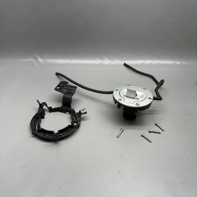 BMW S1000XR GAS CAP 2014 2015 2016 2017 2018 2019 OEM