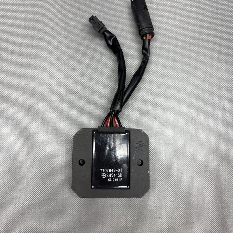 BMW C400X VOLTAGE REGULATOR RECTIFIER  2018 2019 2020 OEM 7707943