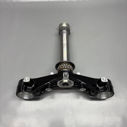 9899335 BMW R18 TRANSCONTINENTAL LOWER FORK CROSS BRACE 2020 2021 2022 2023 2024 2025