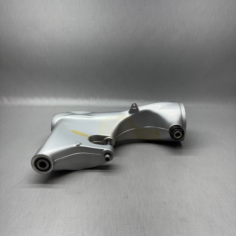 2338130 BMW R1150RS REAR WHEEL SWINGING ARM 2002 2003 2004 2005 2006 OEM 2338130