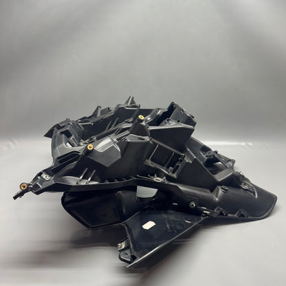 9899420 BMW R18 B FRONT PANEL CARRIER 2020 2021 2022 2023 2024 OEM 9899420