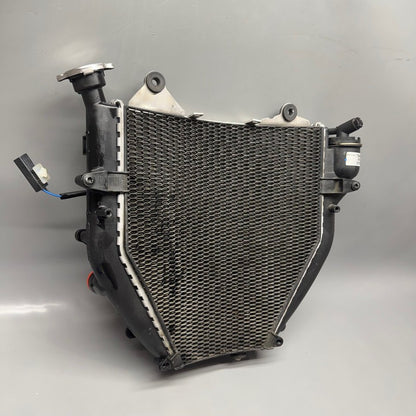 7726415 BMW K1600GTL RADIATOR 2015 2016 2017 2018 2019 2020 2021 OEM 7726415