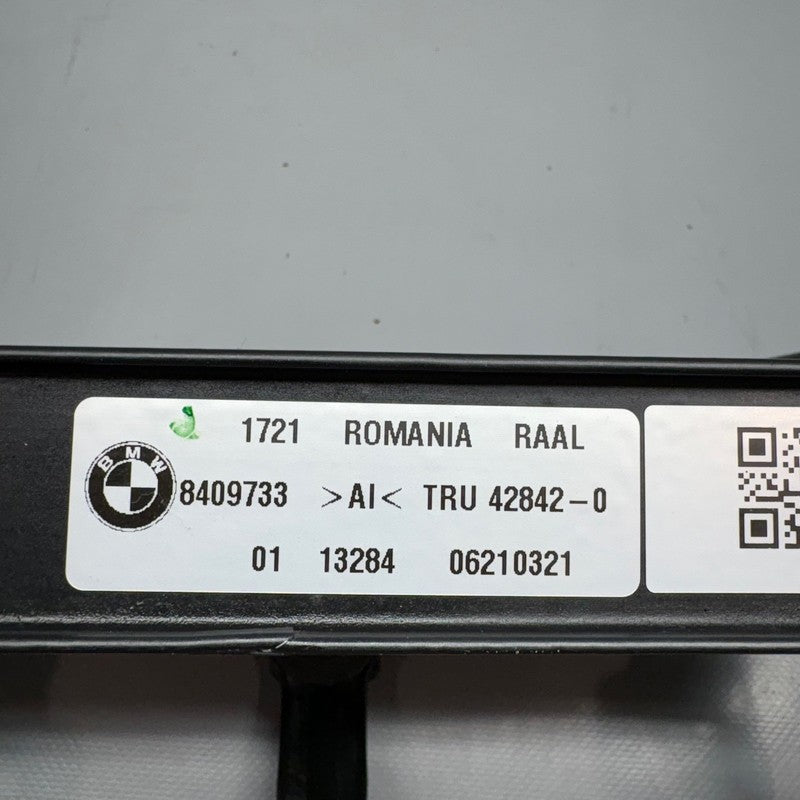 8409733 BMW R18 OIL COOLER 2020 2021 2022 2023 2024 OEM 8409733