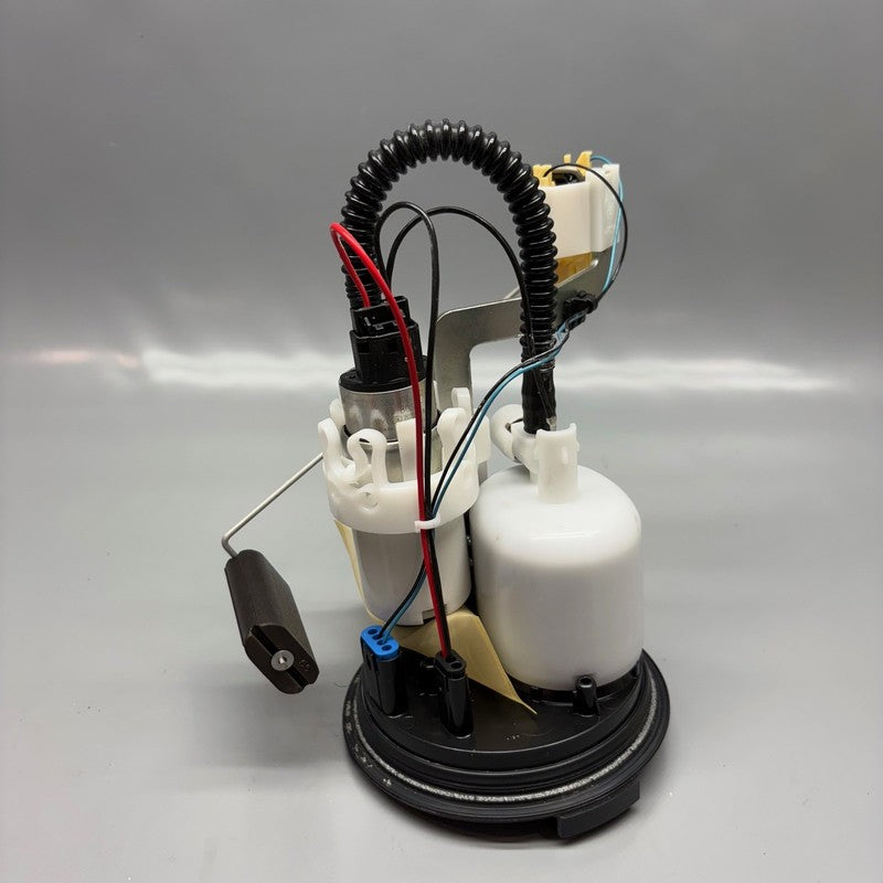 BMW S1000R FUEL PUMP 2020 2021 2022 2023 2024 2025 OEM 8414945