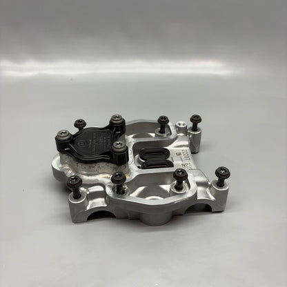 BMW S1000R CYLINDER HEAD CAMSHAFT BRACKET 2020 2021 2022 2023 2024 OEM