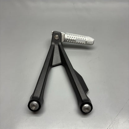 9467689 BMW S1000R FOOTREST RIGHT REAR 2020 2021 2022 2023 2024 2025 OEM 9467690