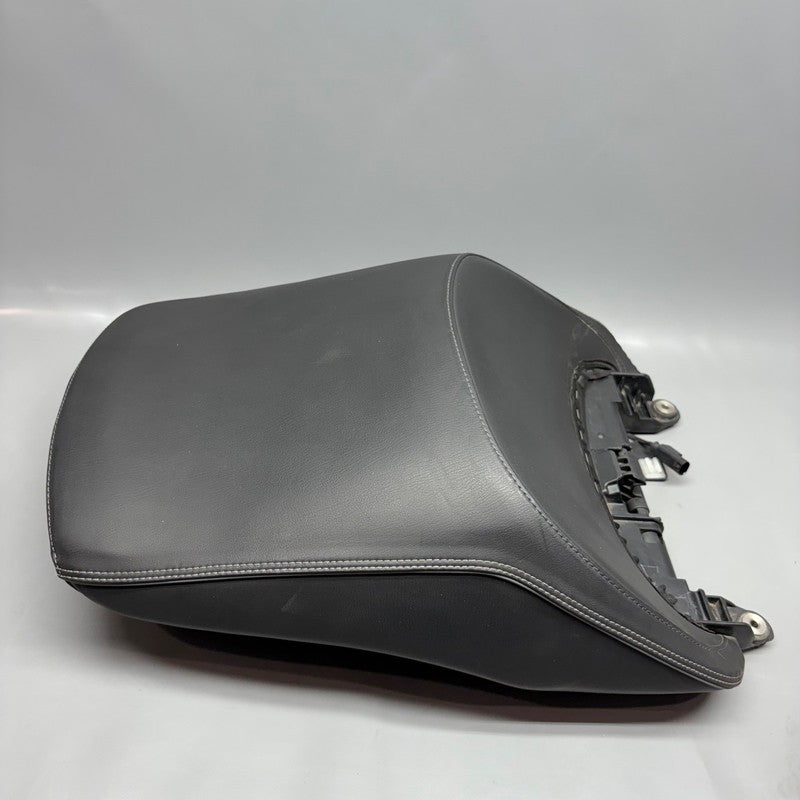 BMW K1600GT PASSENGER SEAT 2011 2012 2013 2014 2015 2016 OEM 7712119