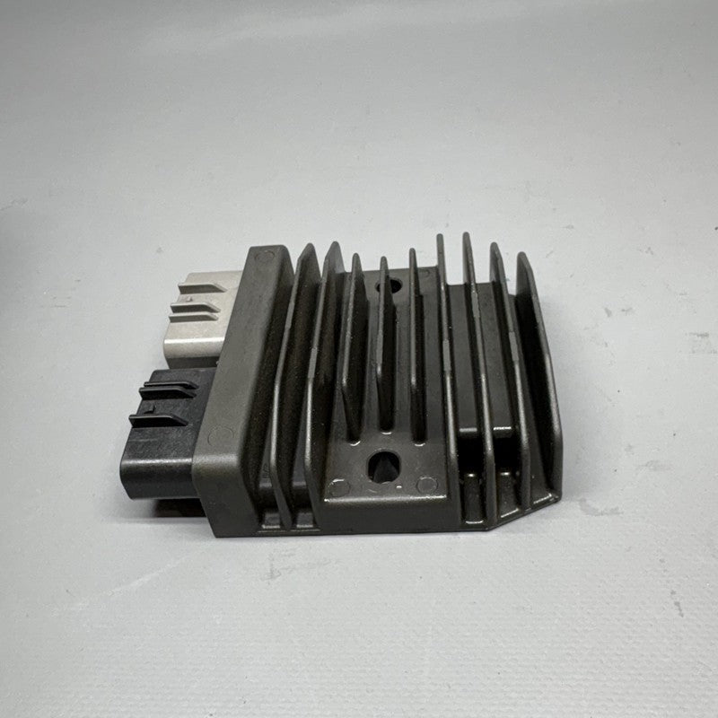 S1000RR BMW S1000RR VOLTAGE REGULATOR RECTIFIER 2019 2020 2021 2022 2023 2024 OEM