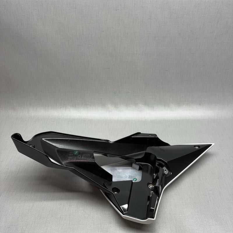 8556769 BMW G 310R LEFT SIDE FAIRING 2016 2017 2018 2019 2020 OEM 8556769