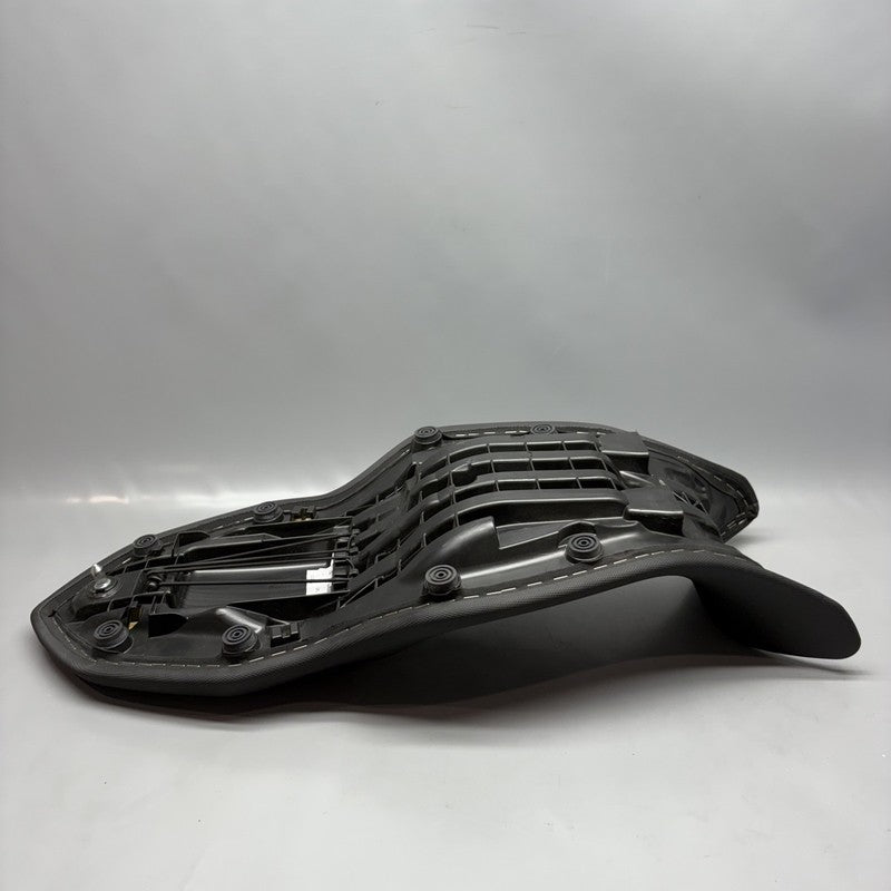 8403853 BMW F900R SEAT DRIVER 2020 2021 2022 2023 2024 OEM 8404285