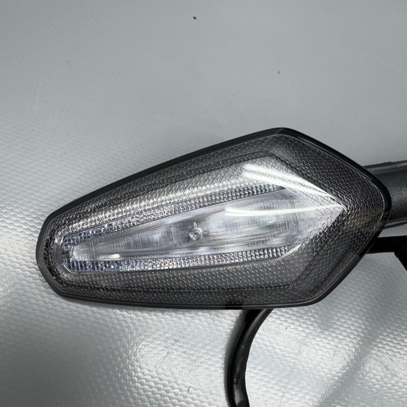 BMW R1300GS SIGNAL LIGHT FRONT 2023 2024 2025 OEM
