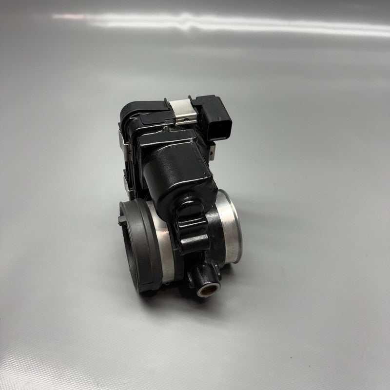 8568757 BMW R1300GS THROTTLE HOUSING VALVE 2022 2023 2024 OEM 8568757