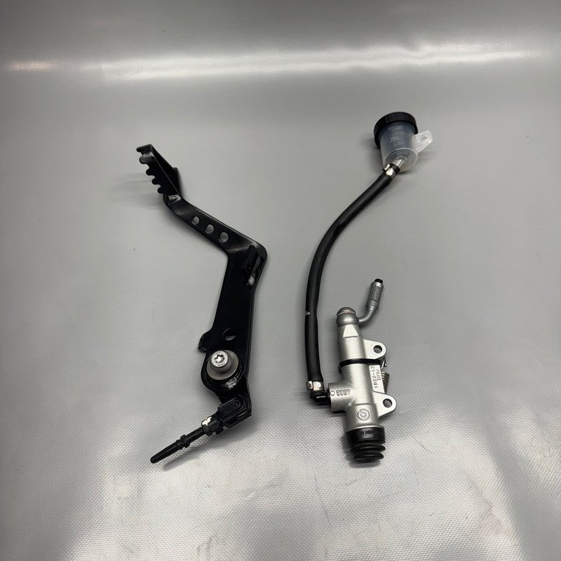 BMW F850GS BRAKE MASTER CYLINDER 2016-2019 2020 2021 2022 2023 2024 20