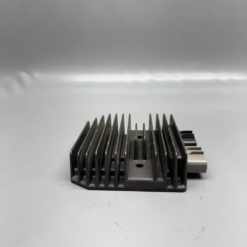 9467584 BMW R18 TRANSCONTINENTAL VOLTAGE REGULATOR 2020 2021 2022 2023 2024 OEM 9467584
