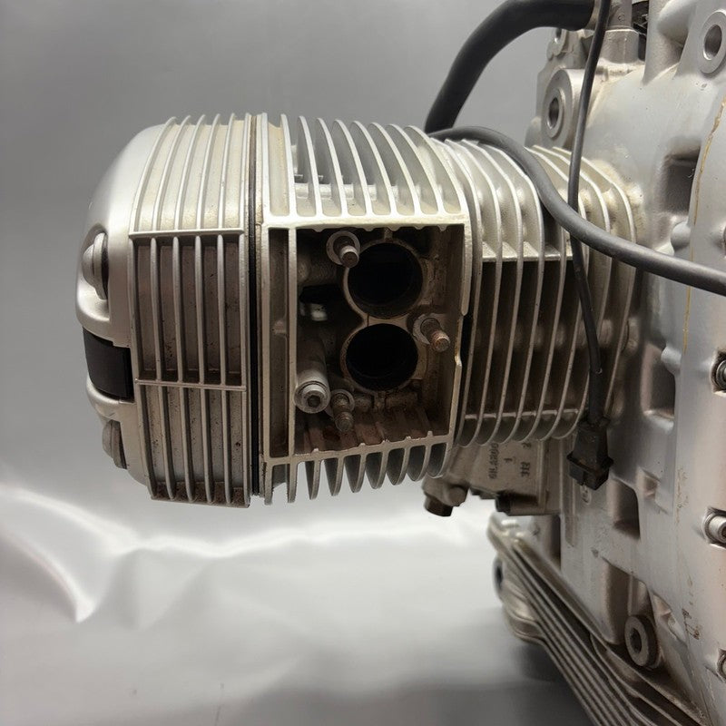 BMW R1100R ENGINE MOTOR  1195 OEM 23198 MILES