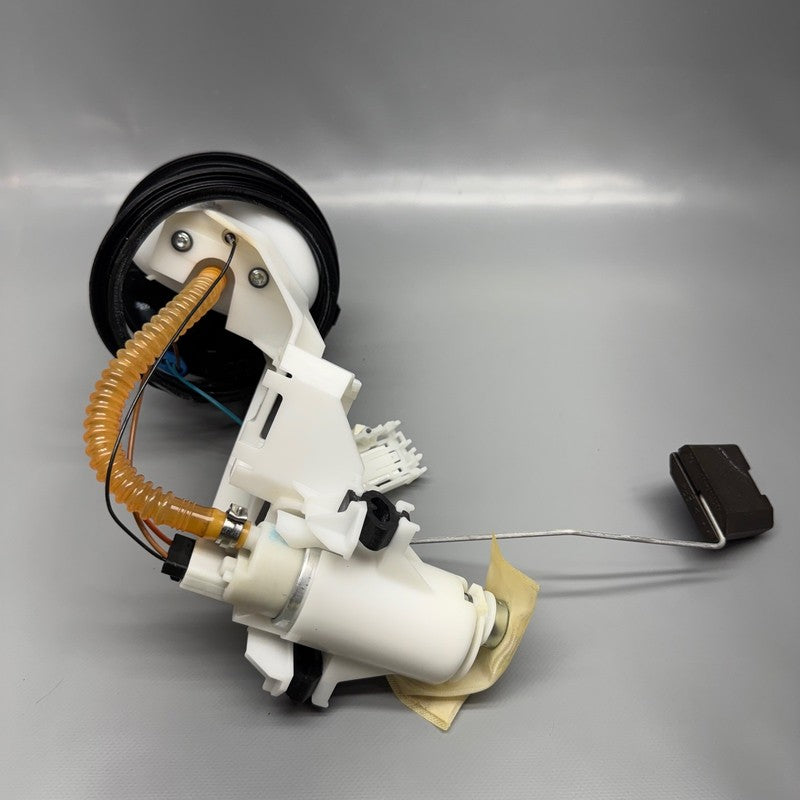 BMW K1600GTL FUEL PUMP 2015 2016 2017 2018 2019 2020 2021 OEM