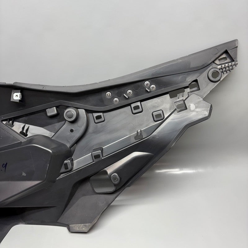 8558576 BMW C400X RUNNING BOARD RIGHT 2018 2019 2020 OEM 8558576