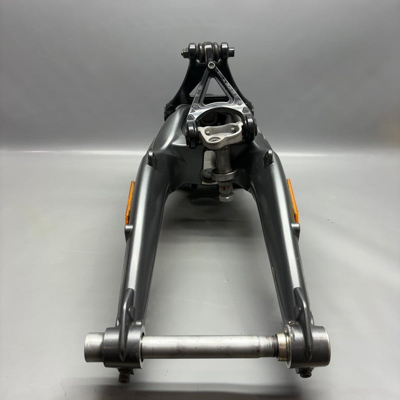 BMW K 1300S FRONT WHEEL CARRIER 2009 2010 2011 2012 2013 2014 2015 201