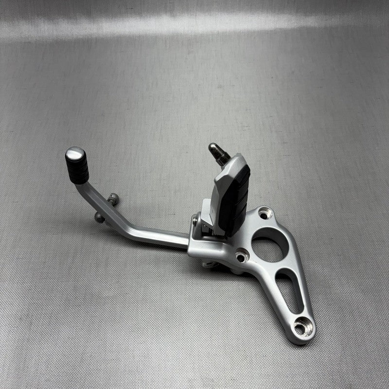 BMW R1150RS FOOTPEG WITH BRACKET LEFT 2002 2003 2004 2005 2006 OEM