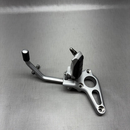 BMW R1150RS FOOTPEG WITH BRACKET LEFT 2002 2003 2004 2005 2006 OEM