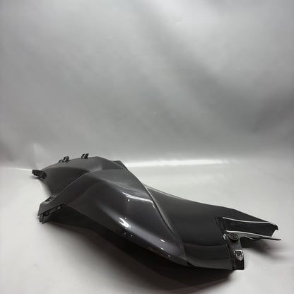 7677776 BMW K1300S RIGHT SIDE FUEL TANK FAIRING 2007 08 09 10 11 12 13 14 2015 7677776