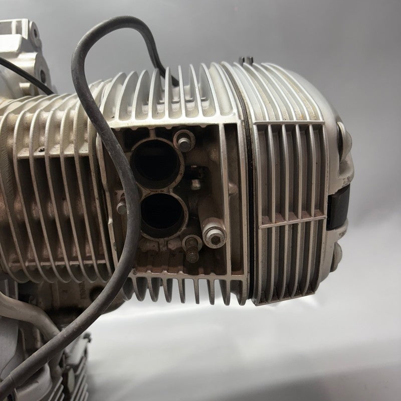 BMW R1100R ENGINE MOTOR  1195 OEM 23198 MILES