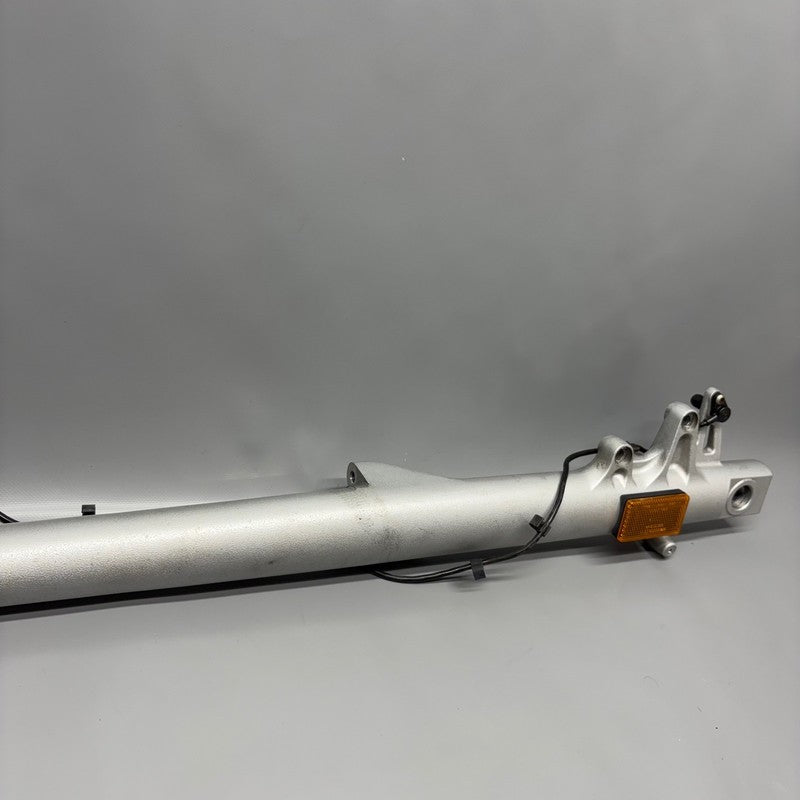 BMW R1200 RT FORK LEG LEFT 2005 2006 2007 2008 2009 OEM 7685909